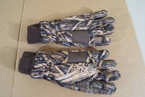 lot 38 image: Gamehide 100 Gram Thinsulate Camo Hunting Gloves - XL