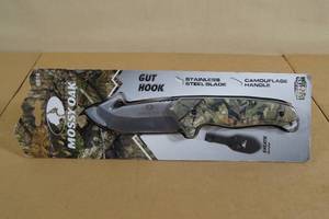 lot 28 image: Unused Mossy Oak Camo Hunting Knife with Gut Hook