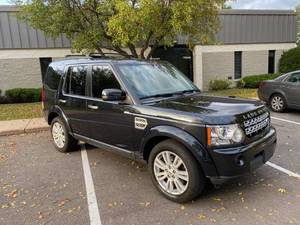 lot 5 image: 2012 Land Rover LR4 4x4