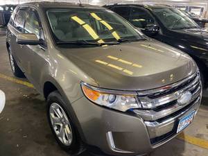 lot 9 image: 2012 Ford Edge SEL AWD