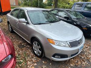 lot 17 image: 2009 Kia Optima EX V6