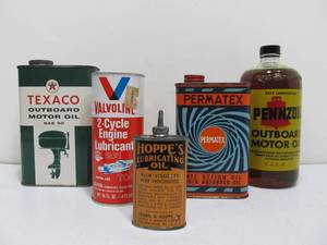 lot 52 image: Nice Lot of Vintage Oil Cans