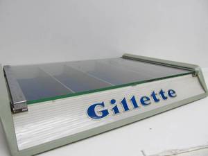 lot 91 image: Very Cool Vintage GILLETTE Store Display Cabinet