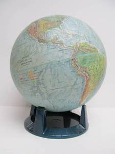 lot 97 image: Vintage Replogle 12 Globe wStand