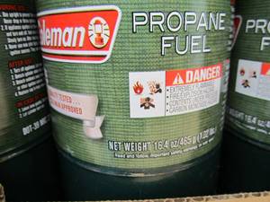 lot 142 image: Brand New Case of COLEMAN Propane Fuel Camping Gas - Case of 12