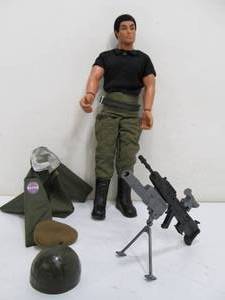 lot 210 image: 12 GI JOE Action Figure wAccessories