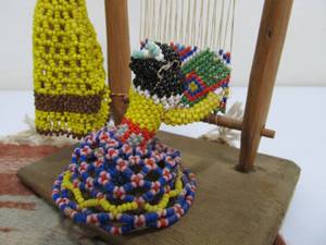 lot 196 image: Orig Vintage 1930s Era Native American Beaded Diorama - Rug Weaving