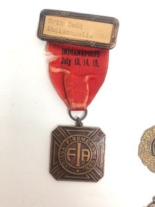 lot 351 image: Nice Collection of Vintage & Antique Firefighter Buttons, pins & medals