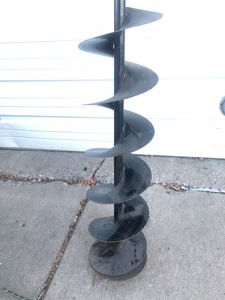 lot 367 image: Magnum III Model 107 Ice Auger