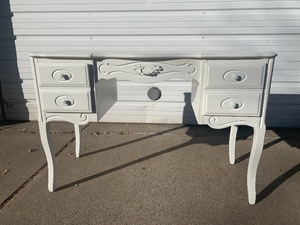 lot 349 image: Vintage 1950s Era Painted White Dovetailed Wood Vanity Desk