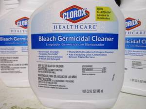 lot 137 image: Clorox Germicidal Cleaner