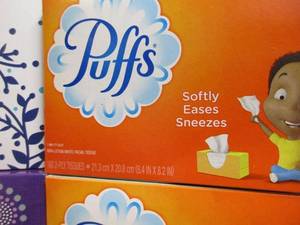 lot 44 image: Puffs Facial Tissue