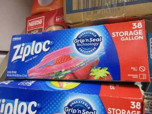 lot 55 image: Ziploc Gallon Bags