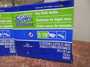 lot 141 image: Swiffer Dry Refill Pads