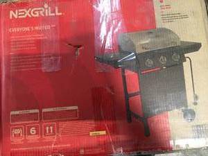 lot 8 image: 3-Burner Propane Gas Grill in Black and Stainless Steel Main Lid Customer Returns See Pictures