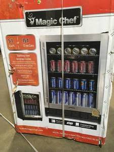 lot 9 image: Beverage 23.4 in. 154 (12 oz.) Can Beverage Cooler, Stainless Steel by Magic Chef Customer Returns See Pictures