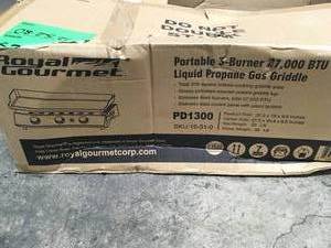 lot 34 image: Portable 3-Burner Built-in Propane Gas Grill in Stainless Steel by Royal Gourmet Customer Returns See Pictures