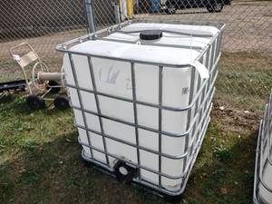 Shultz Poly Tank with Cage, Not To ...