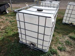 Shultz Poly Tank with Cage, Not To ...