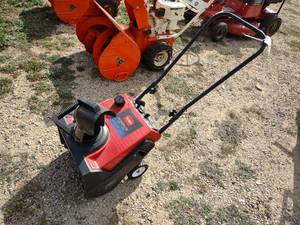 Toro Powerlite 96 cc. 16 Snow Blow...