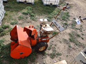 Ariens Snow Blower, 5 hp, Has Compr...