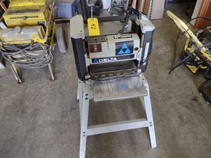 Delta 12 Wood Planer, Works...