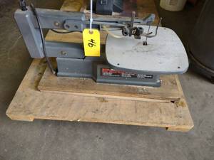 Craftsman 16 Scroll Saw, Works...