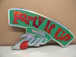 lot 27 image: VINTAGE 7up STORE ADVERTISING SIGN PARTY IT UP WITH 7up - LIGHTS UP BATTERY OPERATED - APPROX 33 BY 20 - SEE PICTURES