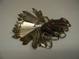 lot 50 image: LARGE COLLECTION OF HAMMS & MANY MORE OLD SCHOOL BOTTLE OPENERS - SOME RARE - SEE PICTURES