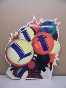 lot 59 image: VINTAGE LITE BEER POOL TABLE TIN BAR SIGN - RARE - VERY COOL PIECE - APPROX 30 BY 33 - SEE PICTURES