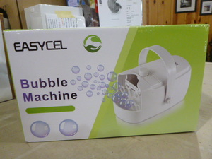 lot 18 image: NEW Easycel Bubble Machine
