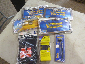 lot 45 image: Automotive Accessories