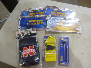 lot 46 image: Automotive Accessories