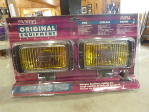 lot 61 image: Blazer Halogen Auxiliary Lighting Kit
