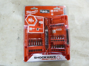 lot 106 image: Milwaukee 25 Piece Impact Driver Bit Set