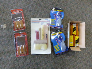lot 123 image: Painting Tools