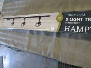 Hampton Bay 4-ft. 3-Light Black Int...