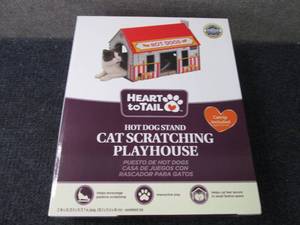 Heart to Tail Cat Scratching Playho...