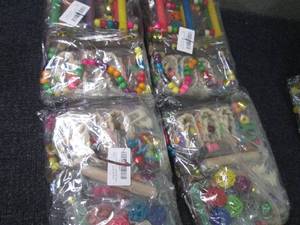 4 Deloky 15 Packs of Bird Parrot Sw...