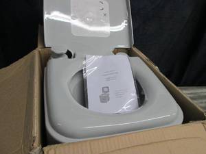 Portable Flush Toilet open box Reta...