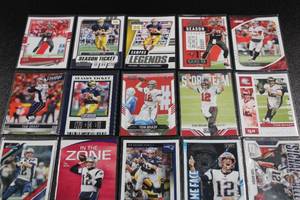 Tom Brady Football Card Lot  20 Different Cards