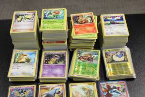 2006-2013 Pokemon Card Collection Lot  700 Cards