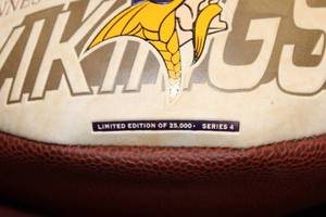 Minnesota Vikings Commemorative Football Series 4 25000