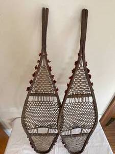 lot 55 image: Vintage Snowshoes