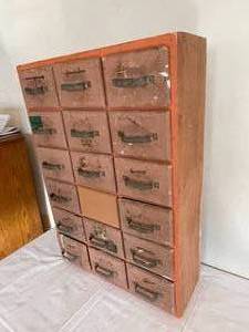 lot 74 image: Vintage Multi Drawer Storage Piece