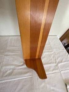 lot 81 image: Wooden Wall Mount Shelf
