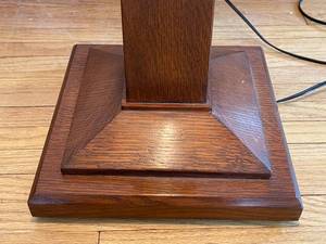 lot 89 image: Amazing Stickley Wooden Floor Lamp With Amber Mica Shade