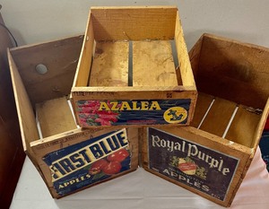 lot 197 image: 3 Charming Wooden Crates
