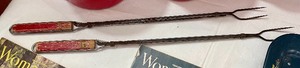 lot 198 image: Vintage Goodies