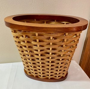 lot 419 image: Wooden Wares